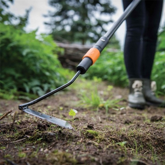 Fiskars QuikFit Hoe 3 Black, Orange Hand cultivator