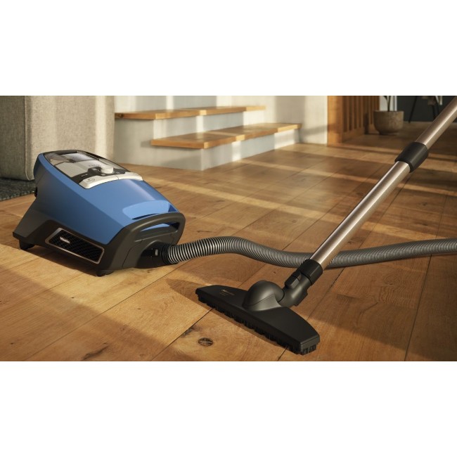 Bagless hoover Blizzard CX1 Parquet Technic Azure