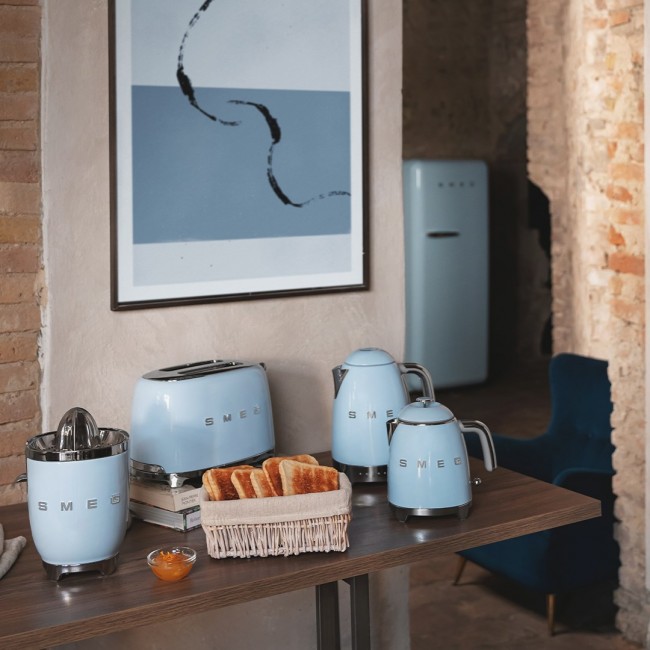 Smeg 50's Style Kettles KLF04PBEU Pastel Blue