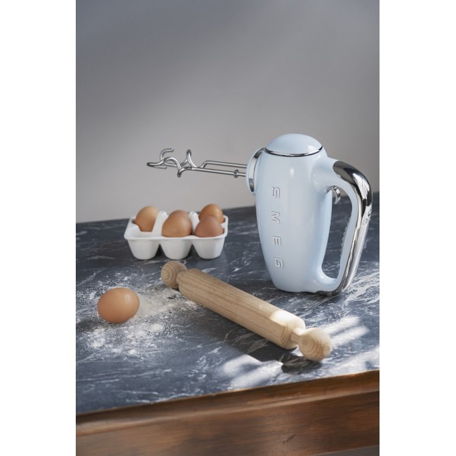 Smeg 50's Style Hand mixer HMF01PBEU Pastel Blue