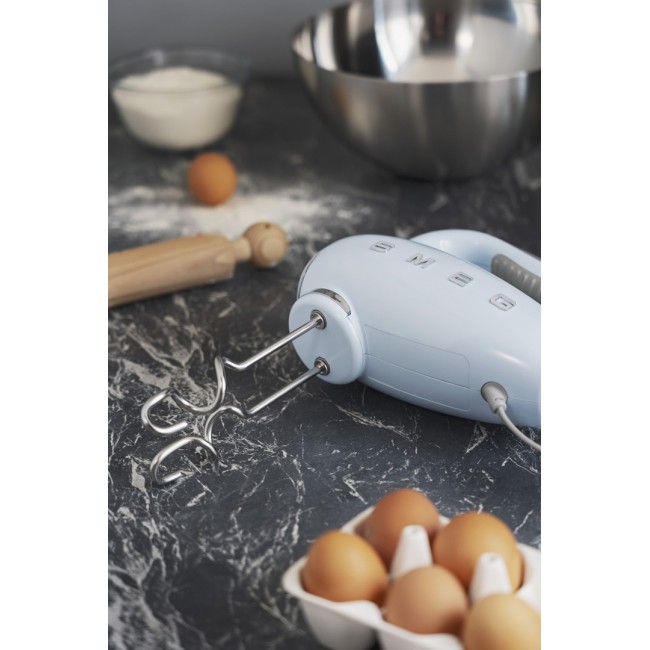 Smeg 50's Style Hand mixer HMF01PBEU Pastel Blue