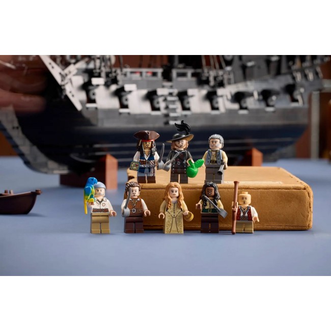 LEGO ICONS 10365 Captain Jack Sparrow's Pirate Ship