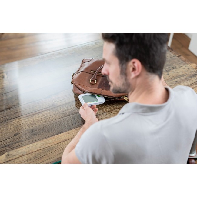 Medisana BU 572 upper arm blood pressure monitor (white)