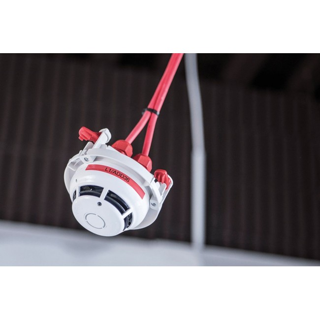 Brother PT-E110 label printer Thermal transfer 180 x 180 DPI 20 mm/sec HGe/TZe QWERTY Brother PT-E110 label printer Thermal transfer 180 x 180 DPI 20 mm/sec HGe/TZe QWERTY