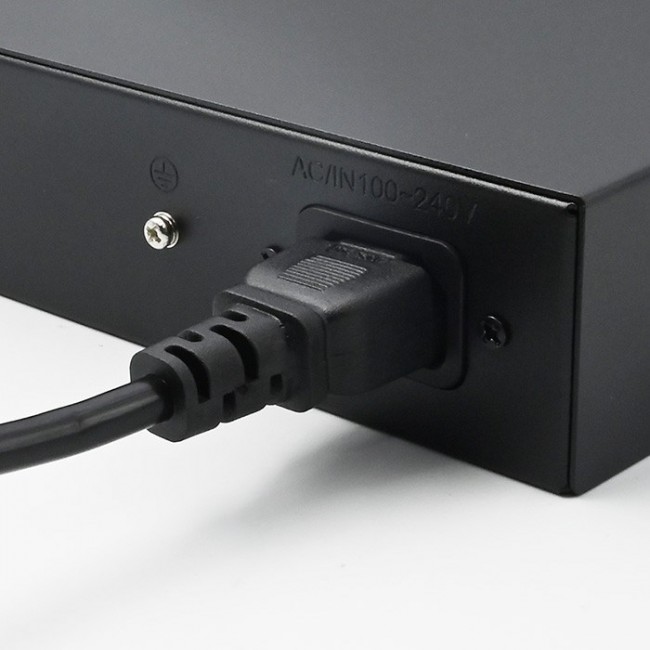 Qoltec Prze ącznik sieciowy SWITCH Gigabit Ethernet | 24x RJ45 | 2x SFP | 1000 Mb/s Qoltec Prze ącznik sieciowy SWITCH Gigabit Ethernet | 24x RJ45 | 2x SFP | 1000 Mb/s