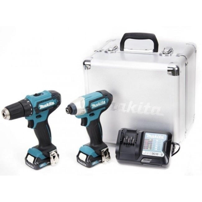 Makita CLX224X power tool combo kit Battery