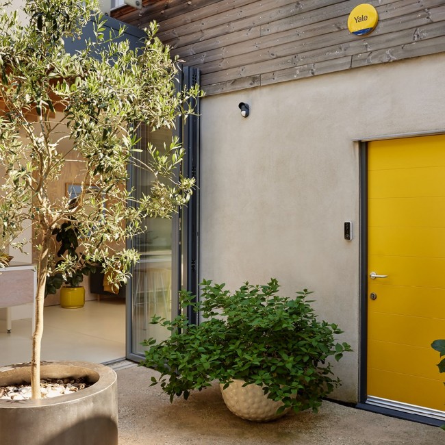 Yale smart alarm starter kit 6 elements - Control unit, Siren, Keypad, Remote control, Motion detector, Window/door detector