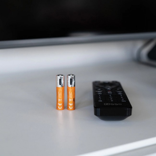 Xtorm XNG3AB4 household battery Rechargeable battery AAA