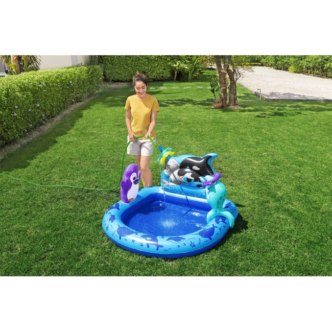 Bestway Polar Pals Kids Inflatable Water Play Center and Pool 1.34 m x 1.31 m x 73 cm Bestway Polar Pals Kids Inflatable Water Play Center and Pool 1.34 m x 1.31 m x 73 cm