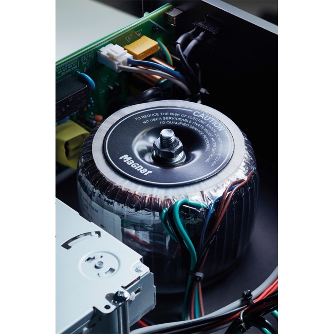 Magnat MC 400 - Network Player 40 W, 2.0 ch. stereo, black Magnat MC 400 - Network Player 40 W, 2.0 ch. stereo, black