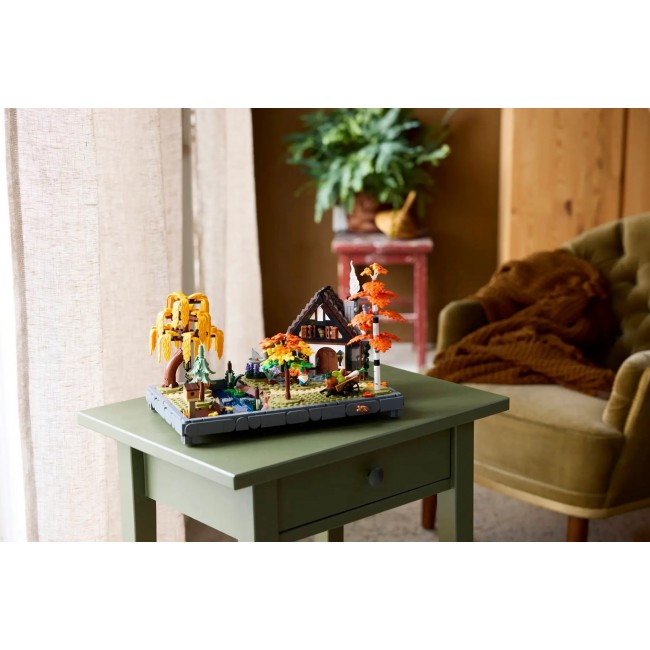 LEGO ICONS 11372 Autumn Cottage Garden