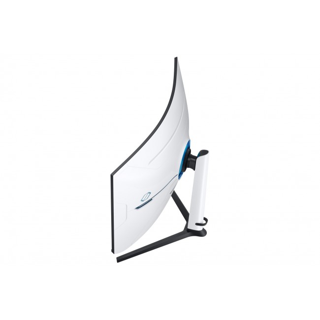 Samsung | G850 UHD | 32 