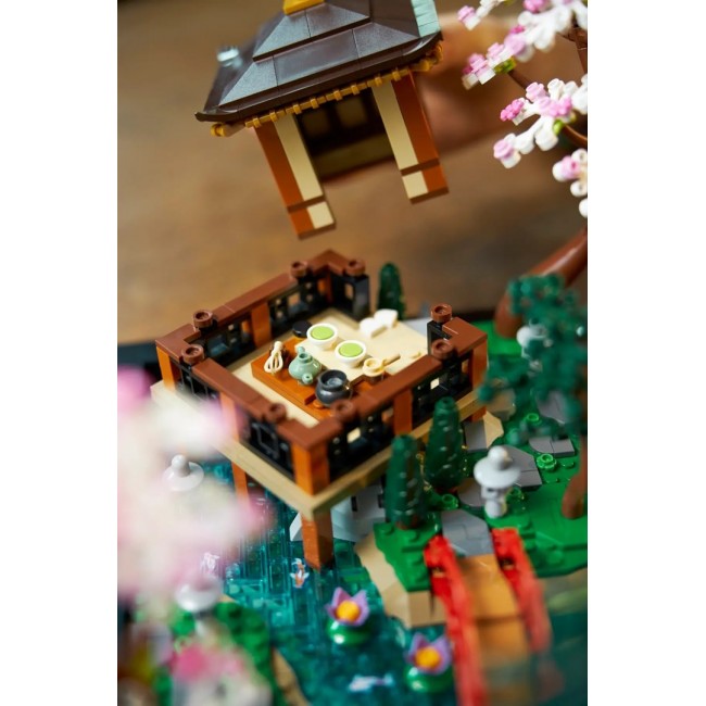 LEGO ICONS 10315 TRANQUIL GARDEN LEGO ICONS 10315 TRANQUIL GARDEN