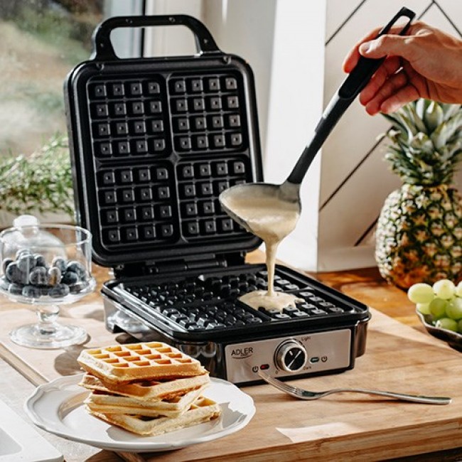 Adler AD 3083 waffle iron 4 waffle 1800 W Black, Silver Adler AD 3083 waffle iron 4 waffle 1800 W Black, Silver