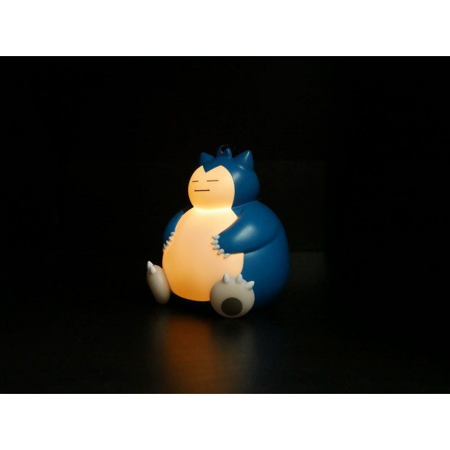 TF POKEMON LIGHT-UP FIGURE WITH HANDSTRAP - SNORLAX 9 CM
