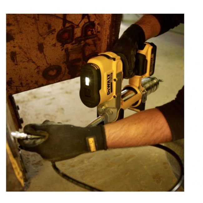 DeWALT DCGG571M1 power grease gun DeWALT DCGG571M1 power grease gun