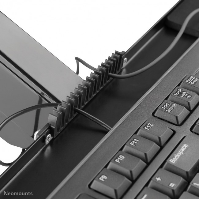 Neomounts DS90-325BL1 Sit-stand workstation desk 17-32 Neomounts DS90-325BL1 Sit-stand workstation desk 17-32