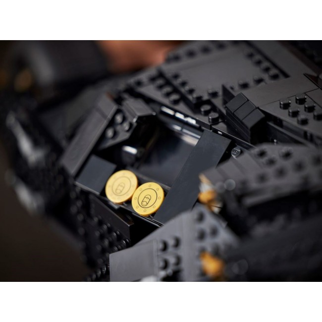 LEGO SUPER HEROES 76240 BATMOBILE TUMBLER LEGO SUPER HEROES 76240 BATMOBILE TUMBLER