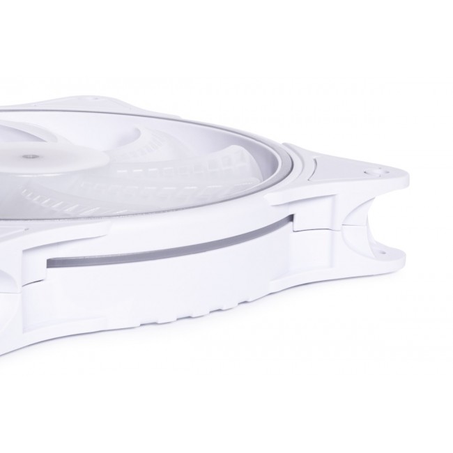 Alphacool 24851 computer cooling system Computer case Fan 14 cm White 1 pc(s) Alphacool 24851 computer cooling system Computer case Fan 14 cm White 1 pc(s)
