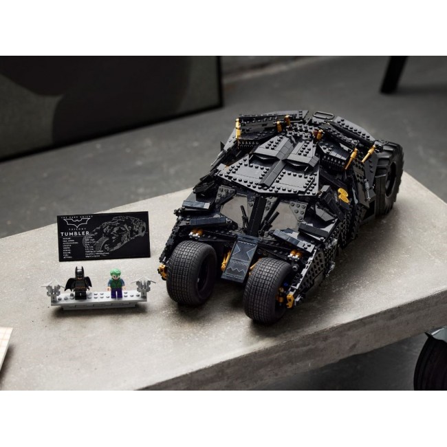 LEGO SUPER HEROES 76240 BATMOBILE TUMBLER LEGO SUPER HEROES 76240 BATMOBILE TUMBLER