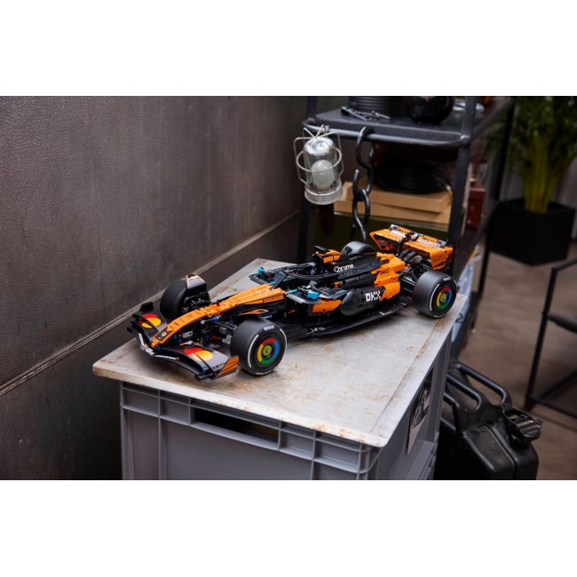 LEGO TECHNIC 42228 McLaren MCL39 F1 Car