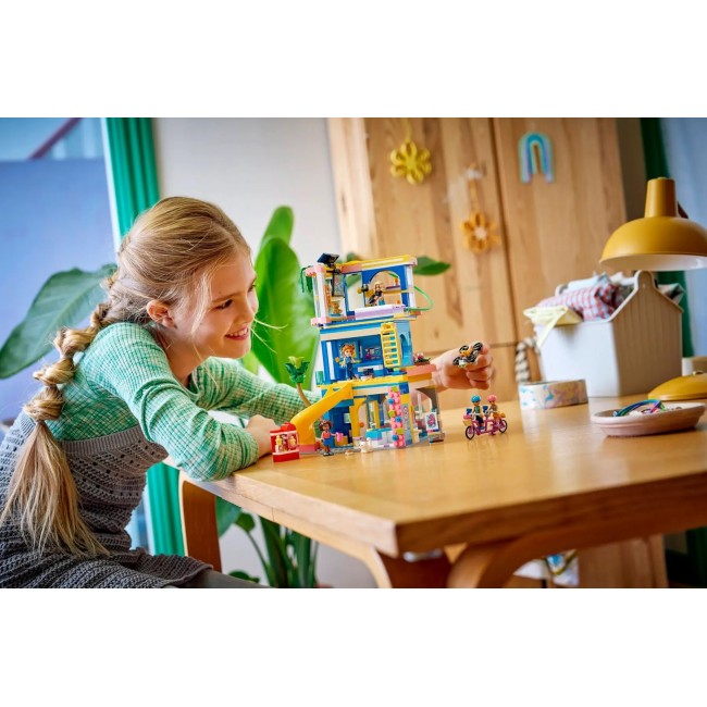 LEGO FRIENDS 42689 Heartlake City Friends Club House