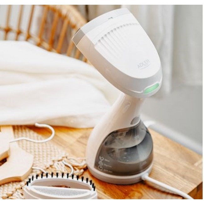 Adler AD 5042 Handheld Clothes Steamer Adler AD 5042 Handheld Clothes Steamer