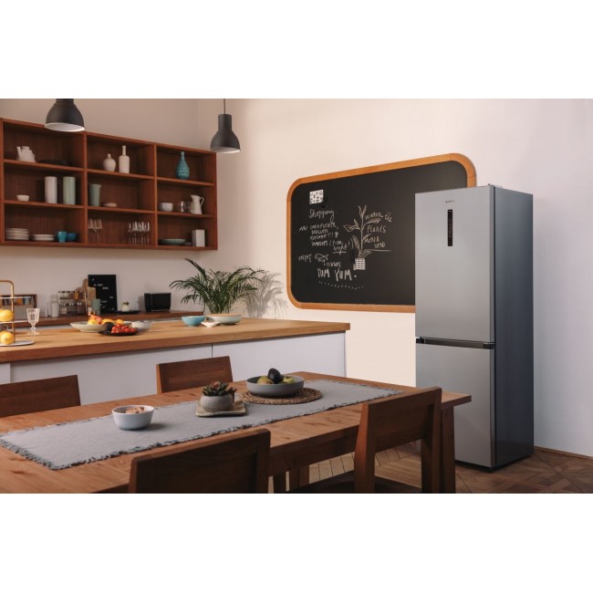 Gorenje NRK6192AXL4 fridge-freezer Freestanding 300 L E Grey