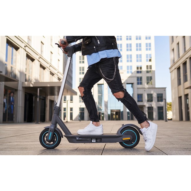 Electric scooter MOTUS Scooty 10 2023 20 km/h 15 Ah Black