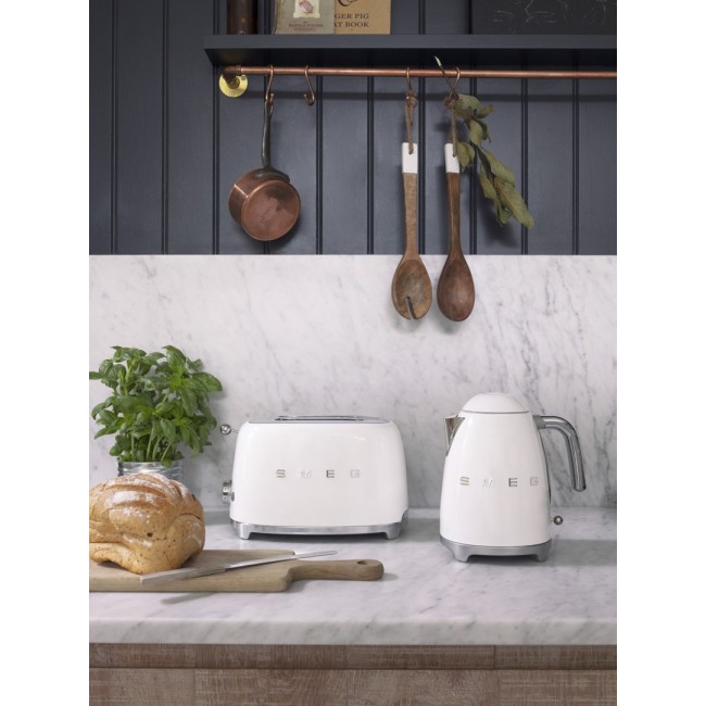 Smeg 50's Style Kettles KLF03CREU Cream