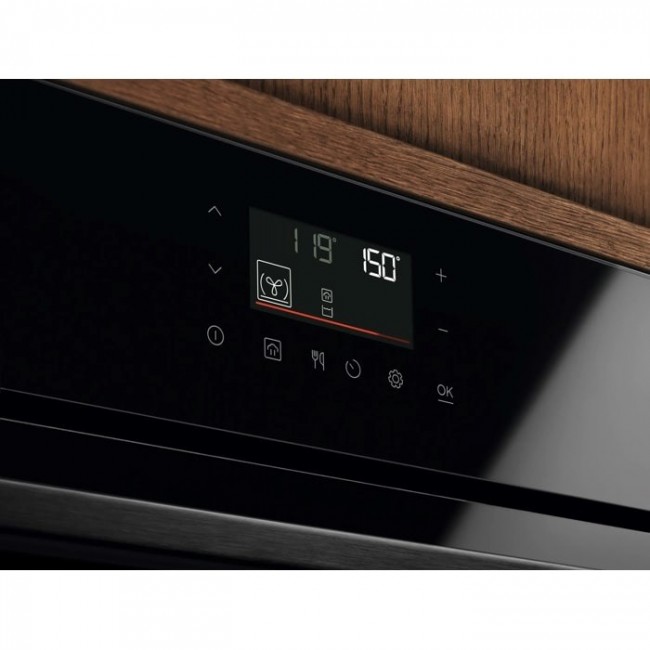 Electrolux LOD7C37Z SteamBake Catalysis Steam oven Black