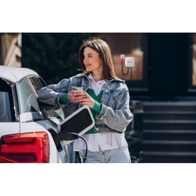 DEFENZO WALLBOX HOME AC11 SMART ELECTRIC CAR CHARGER