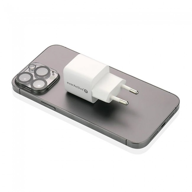 Charger 1 x USB, 1 x USB-C Quick Charge 3.0 20W white