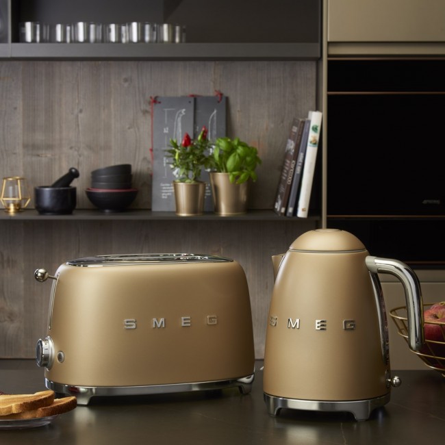 Smeg 50's Style Toaster TSF01CHMEU Champagne Smeg 50's Style Toaster TSF01CHMEU Champagne