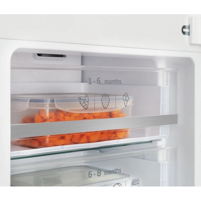 Amica BK3055.6 NFM(E) Total No Frost built-in fridge, white, 244 l