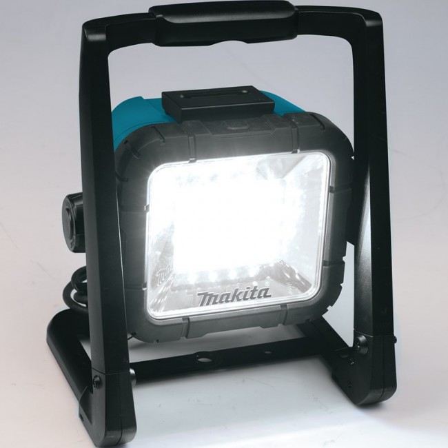MAKITA LAMP 18V/14,4V DEADML805 LED 1150lx/750lm +AC POWER MAKITA LAMP 18V/14,4V DEADML805 LED 1150lx/750lm +AC POWER