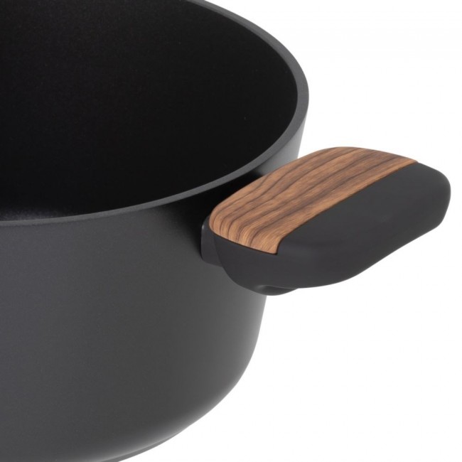 Resto Kitchenware Mon 2.6 L Round Black, Wood Resto Kitchenware Mon 2.6 L Round Black, Wood