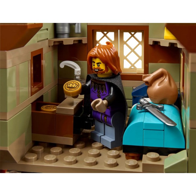 LEGO ICONS 10332 Medieval Town Square LEGO ICONS 10332 Medieval Town Square