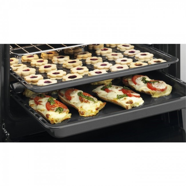 Electrolux LKR540266W Freestanding electric cooker with oven