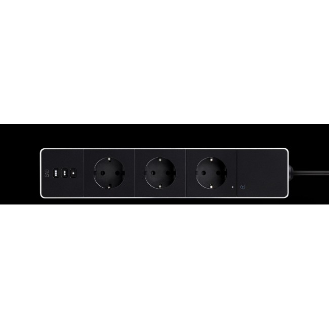 Smart power strip with triple socket