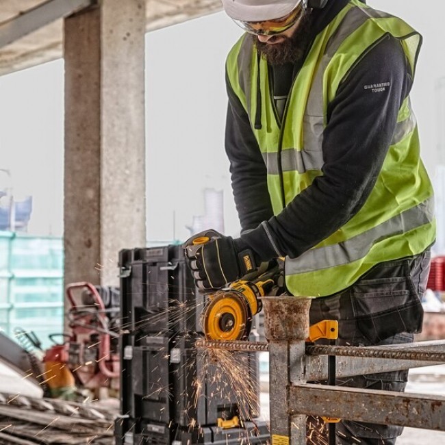 DeWALT DCG418X2-QW angle grinder 12.5 cm 9000 RPM 2.18 kg DeWALT DCG418X2-QW angle grinder 12.5 cm 9000 RPM 2.18 kg