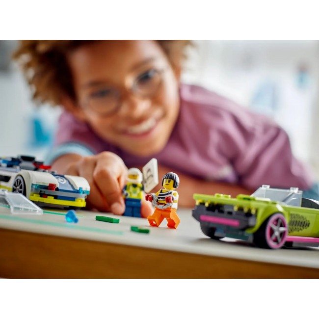 LEGO CITY 60415 POLICE CAR AND MUSCLE CAR CHASE LEGO CITY 60415 POLICE CAR AND MUSCLE CAR CHASE