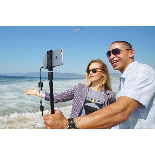 IK Multimedia iRig Mic Lav Black Clip-on microphone