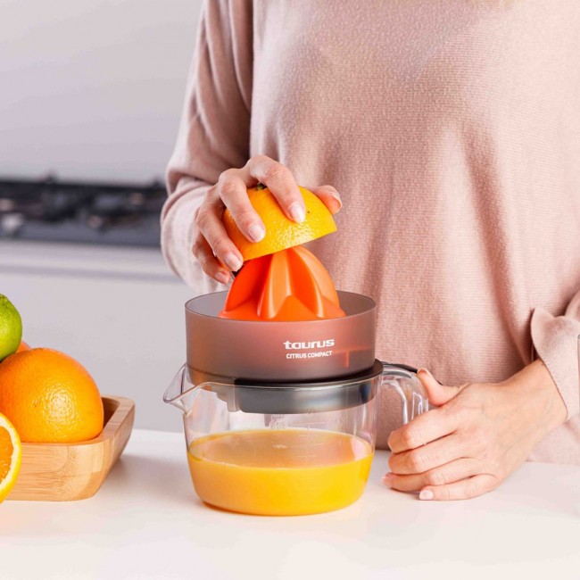 Taurus CITRUS COMPACT Hand juicer 30 W Black, Orange, Transparent