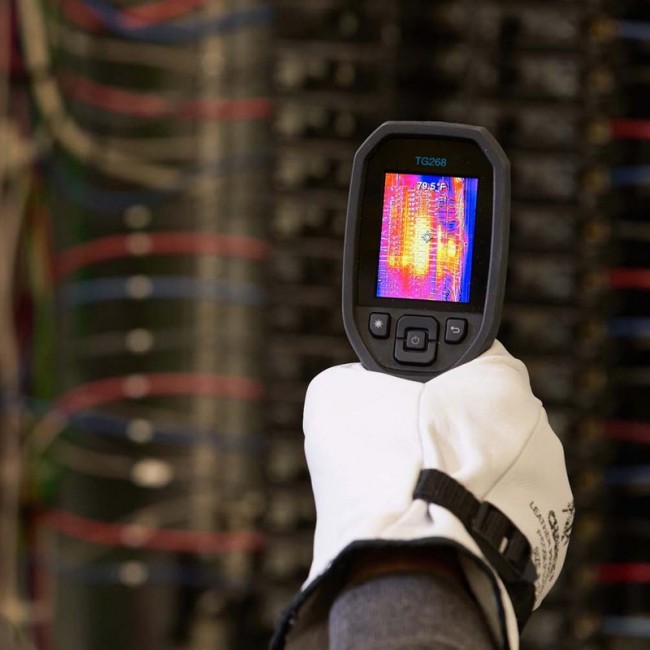 FLIR TG268 Infrarot-Thermometer -25 bis+400 C Black Built-in display LCD 320 x 240 pixels