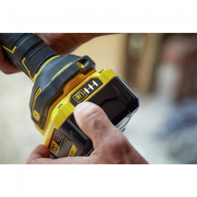Stanley SFMCG400M2K-QW angle grinder Stanley SFMCG400M2K-QW angle grinder
