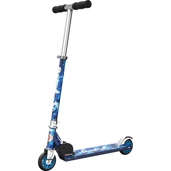 KICK SCOOTER Razor Model A Shark Camo (13010345) KICK SCOOTER Razor Model A Shark Camo (13010345)