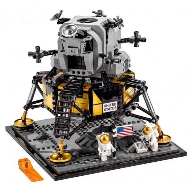 LEGO CREATOR EXPERT 10266 APOLLO 11 NASA MOON LANDER