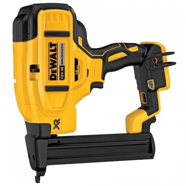 DeWALT DCN681N-XJ nailer/staple guns