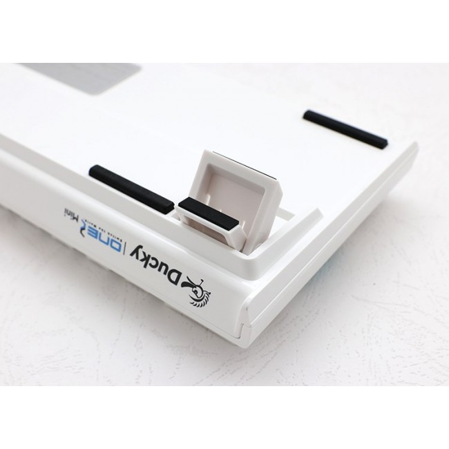 Ducky DKON2061ST keyboard Gaming USB QWERTY US International White
